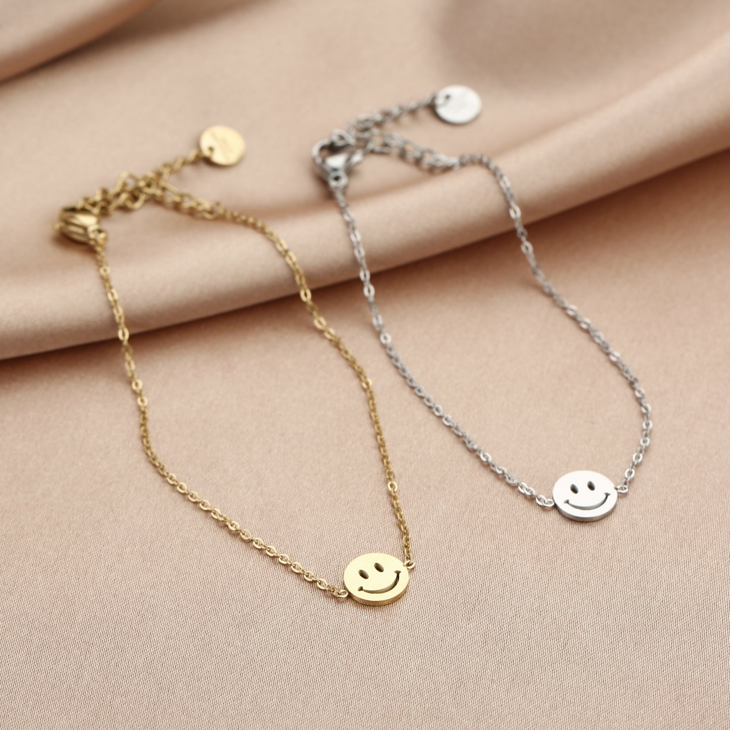 Smiley face bracelet